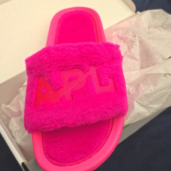 NIB! APL, Women's Sherling Slide, Neon Pink, Size 8, MSRP $195 - Picture 5 of 8